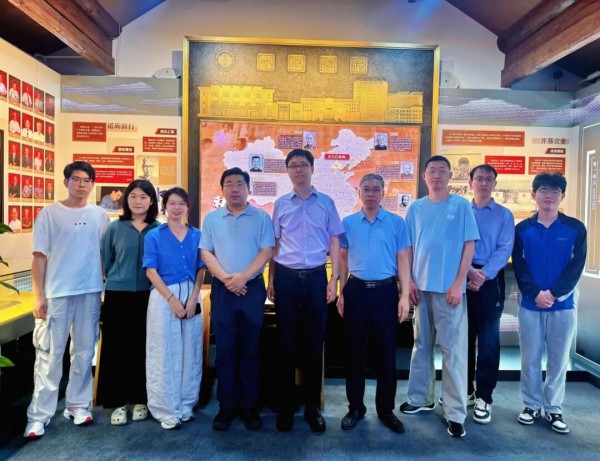 午后三点半·师生客厅 | 张涛静院长与北京中医药大学第一临床医学院2026级研究生新生温暖相聚